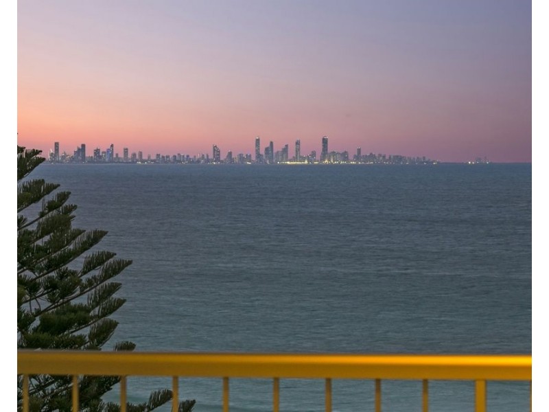 37/190 Marine Parade, Rainbow Bay QLD 4225