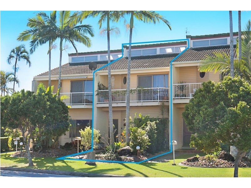 2/90-96 Keith Compton Drive, Tweed Heads NSW 2485