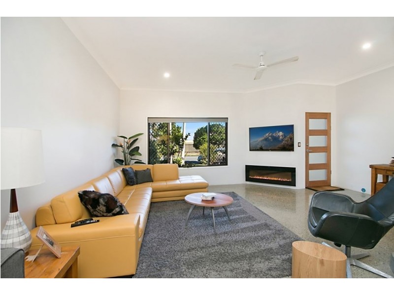 2/90-96 Keith Compton Drive, Tweed Heads NSW 2485