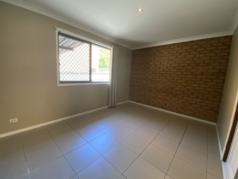 2/16 Somerset Avenue, Banora Point NSW 2486