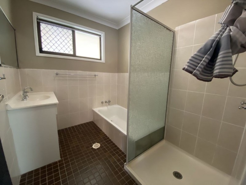 2/16 Somerset Avenue, Banora Point NSW 2486