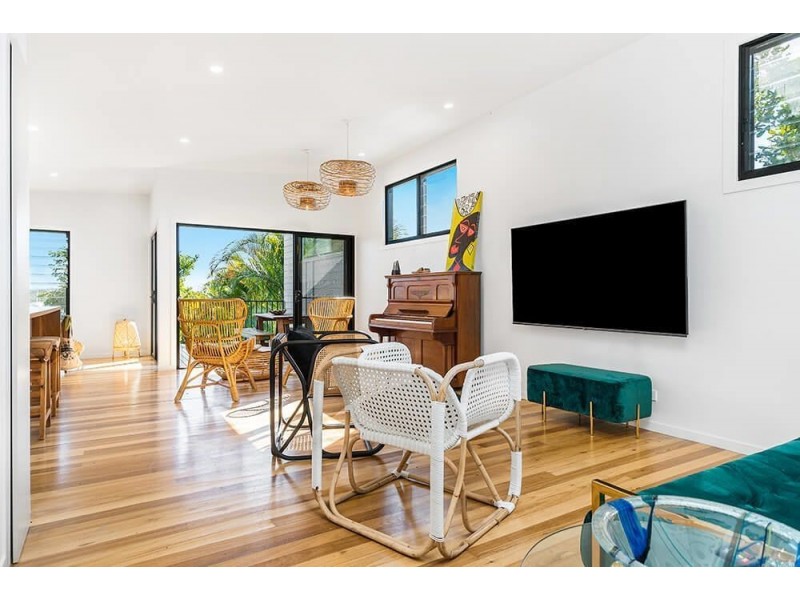 10 Chitticks Lane, Fingal Head NSW 2487