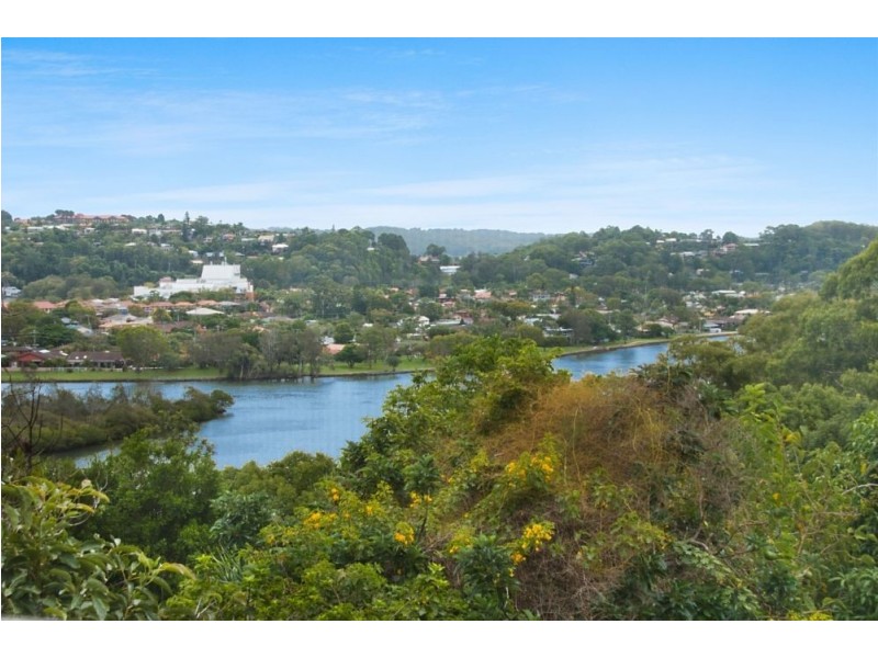 2 Lakeview Parade, Tweed Heads South NSW 2486