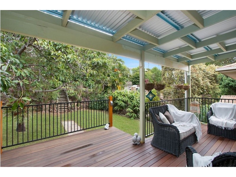 2 Lakeview Parade, Tweed Heads South NSW 2486