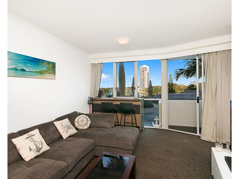 136/6 Stuart Street  Harbour Towers, Tweed Heads NSW 2485