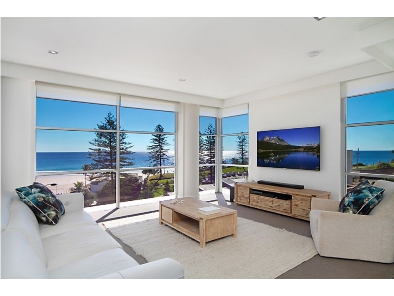 7/11 Eden Avenue, Rainbow Bay QLD 4225