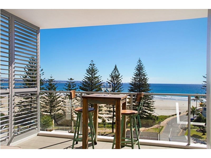 7/11 Eden Avenue, Rainbow Bay QLD 4225