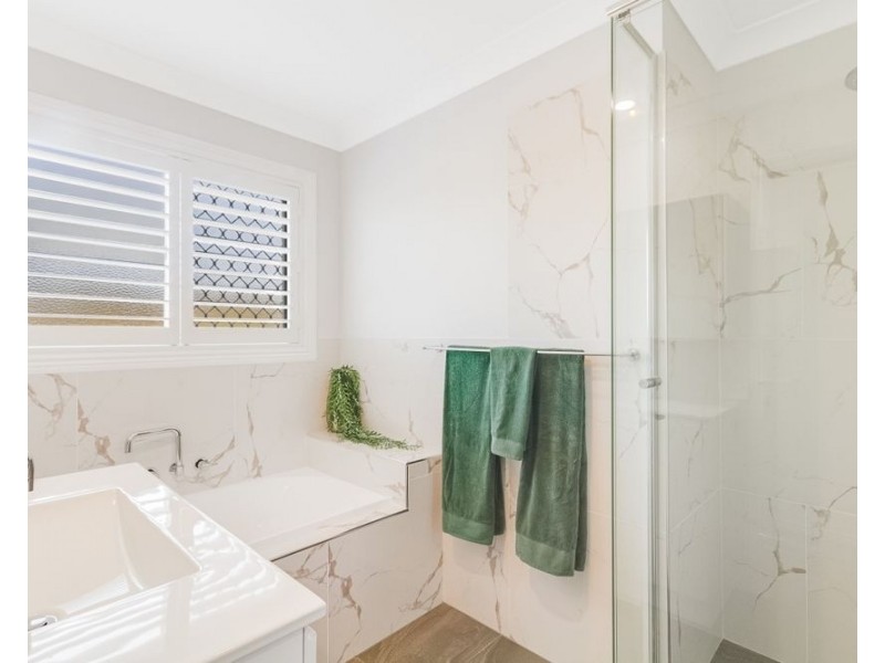 6 Highbridge Rise, Mudgeeraba QLD 4213