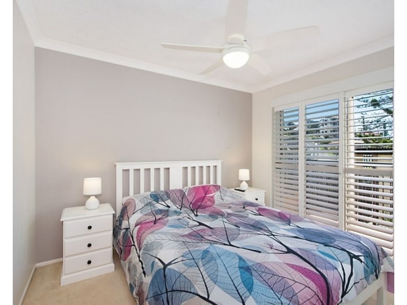 1/205 Boundary Street, Coolangatta QLD 4225