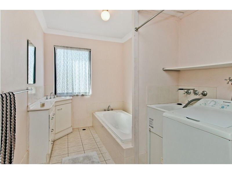 44 Tweed Street, Coolangatta QLD 4225