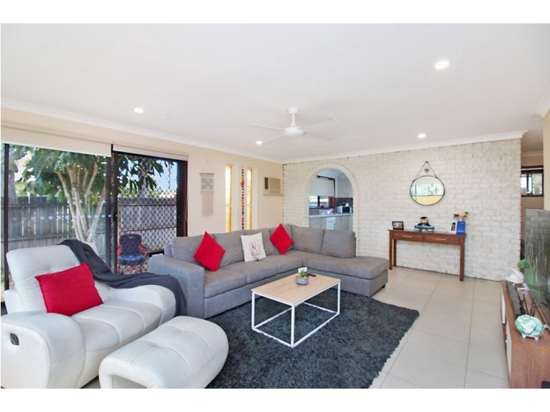 2/48 Riviera Avenue, Tweed Heads West NSW 2485