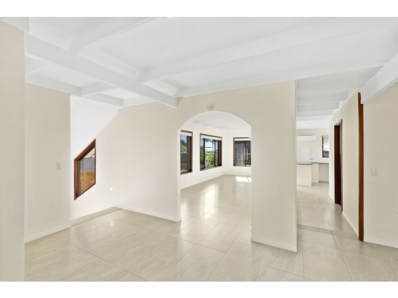 2 Elsie Street, Banora Point NSW 2486