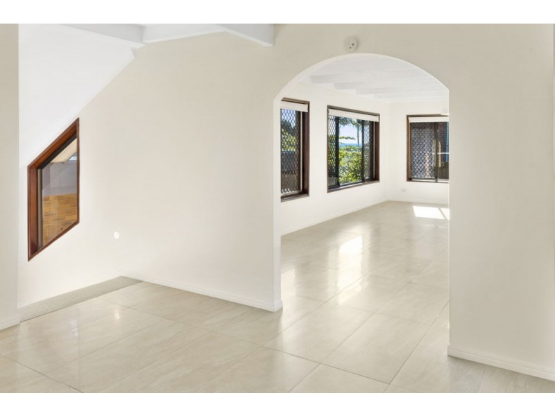 2 Elsie Street, Banora Point NSW 2486