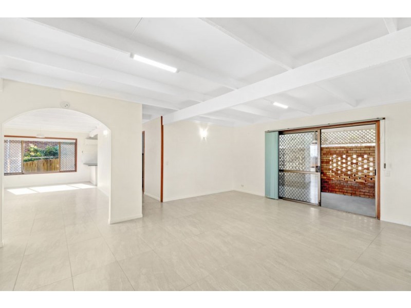 2 Elsie Street, Banora Point NSW 2486