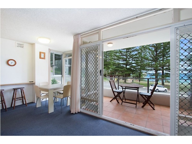 3/162 Marine Parade, Rainbow Bay QLD 4225