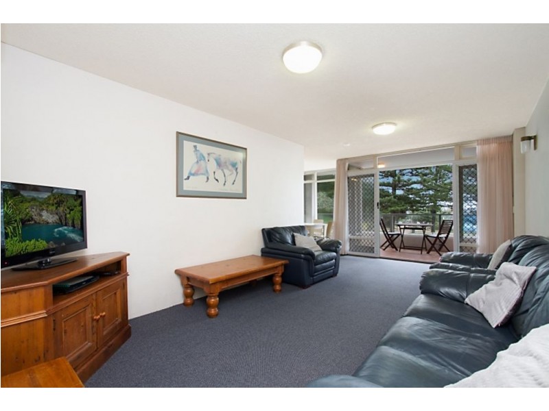 3/162 Marine Parade, Rainbow Bay QLD 4225