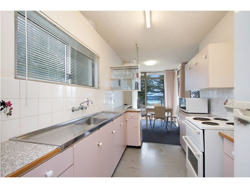 3/162 Marine Parade, Rainbow Bay QLD 4225