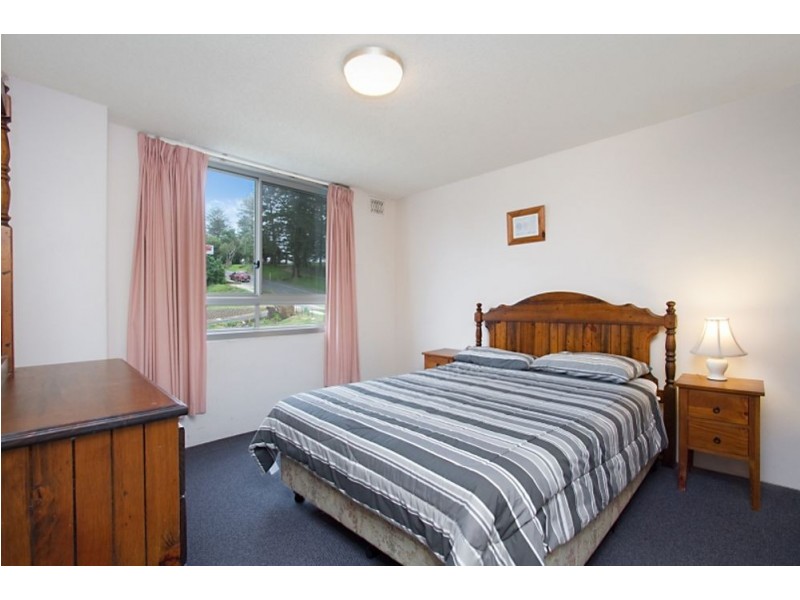 3/162 Marine Parade, Rainbow Bay QLD 4225