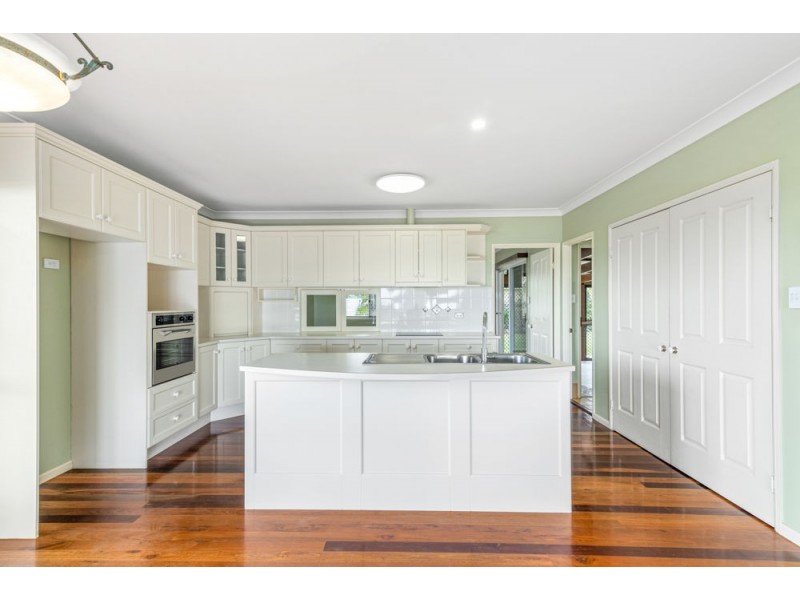 9 Paperbark Court, Banora Point NSW 2486