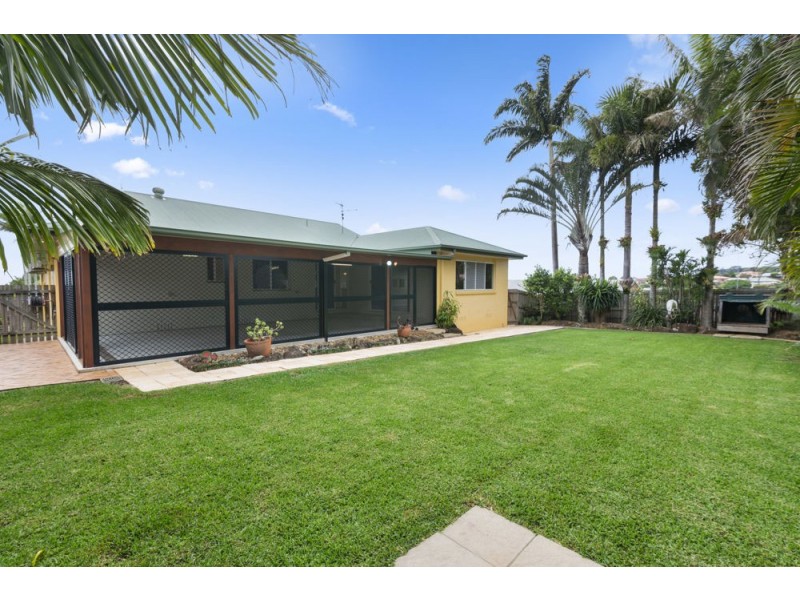 9 Paperbark Court, Banora Point NSW 2486