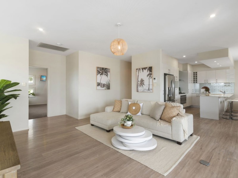 71 Dixon Street, Coolangatta QLD 4225