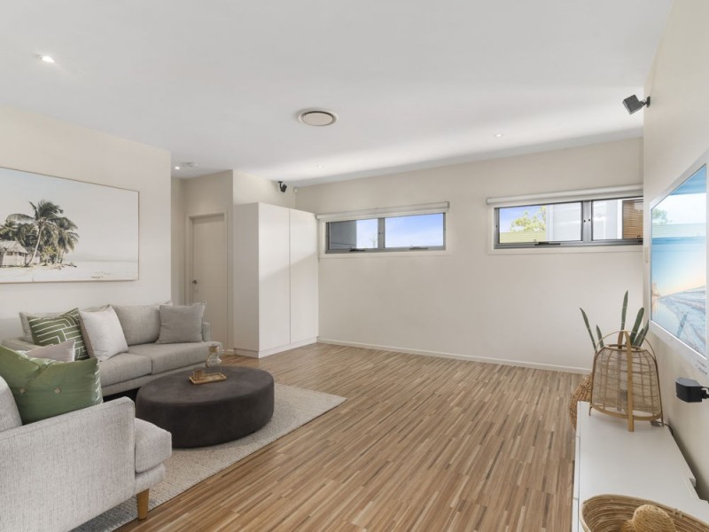 71 Dixon Street, Coolangatta QLD 4225