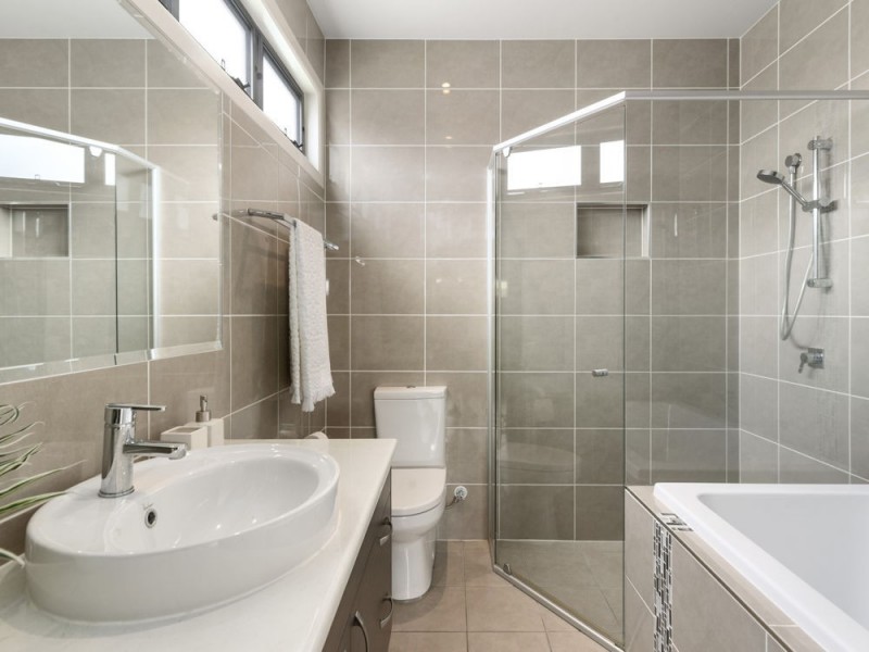 71 Dixon Street, Coolangatta QLD 4225