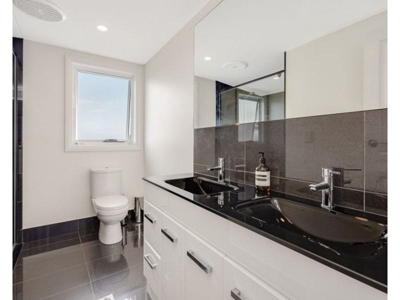 49 Garrick Street, Coolangatta QLD 4225