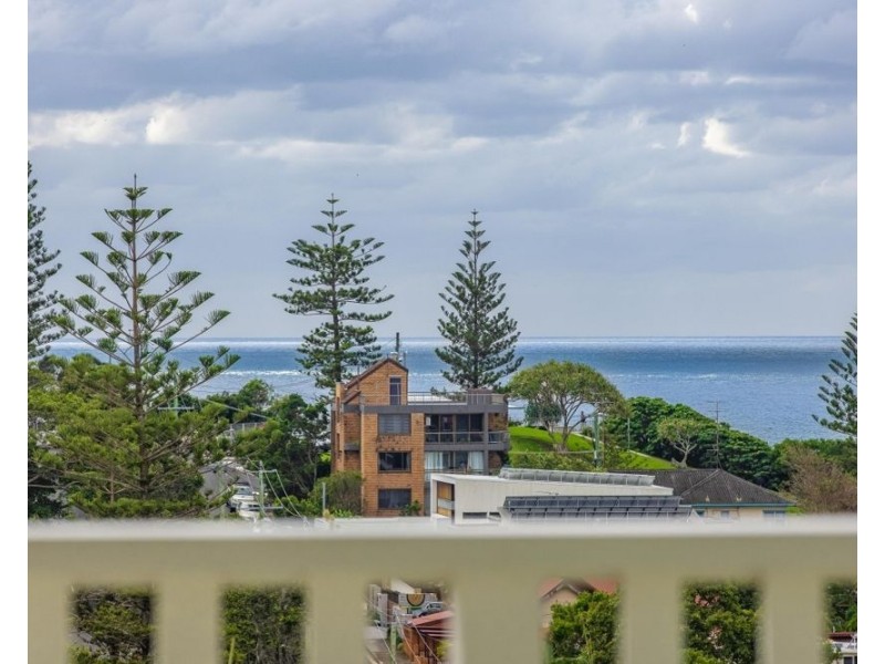 49 Garrick Street, Coolangatta QLD 4225