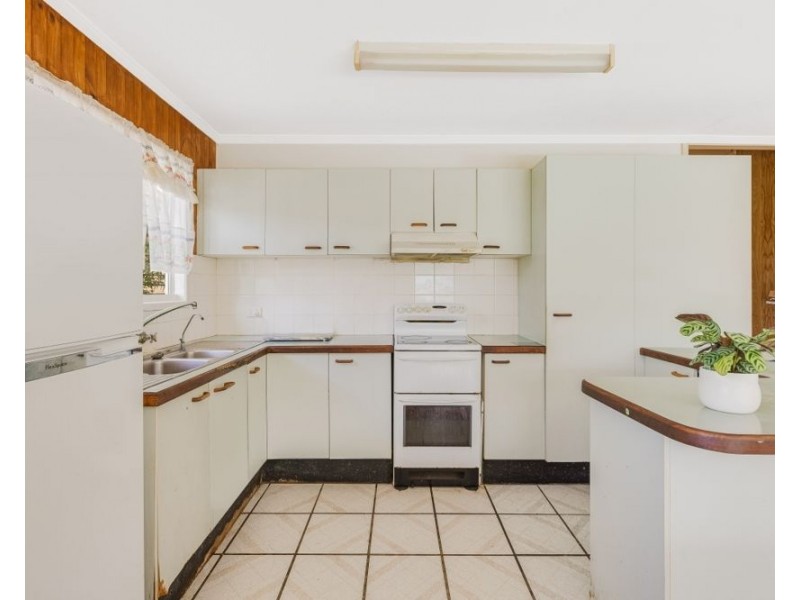 94 Garrick Street, Coolangatta QLD 4225