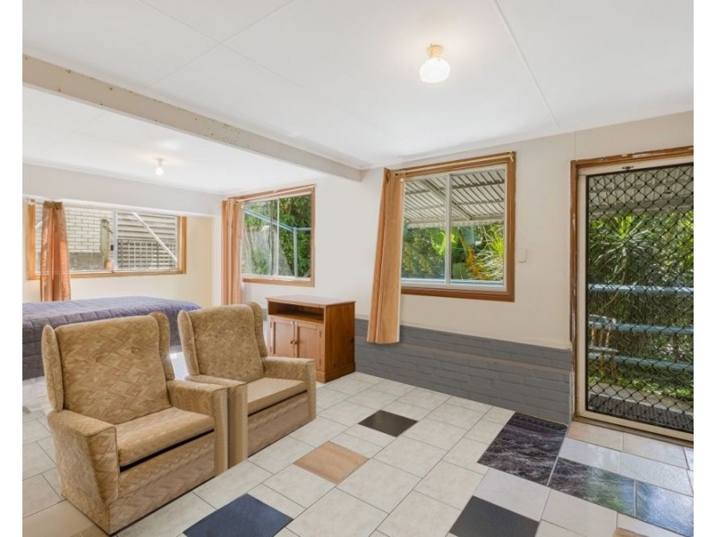 94 Garrick Street, Coolangatta QLD 4225