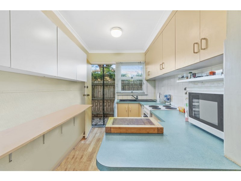 2/5 Churchill Street, Kirra QLD 4225