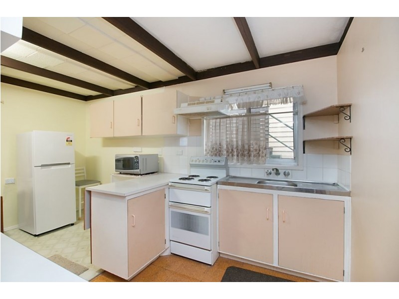 84 Dutton Street, Coolangatta QLD 4225