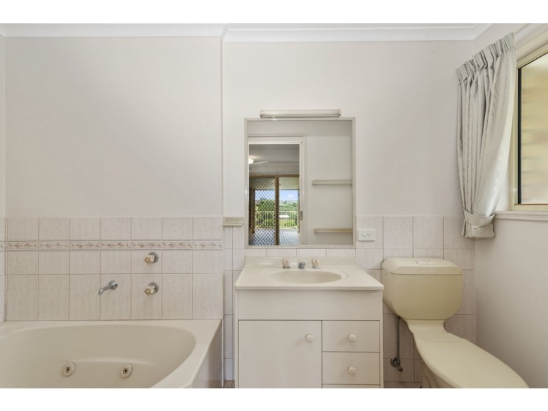 88 Ash Drive, Banora Point NSW 2486