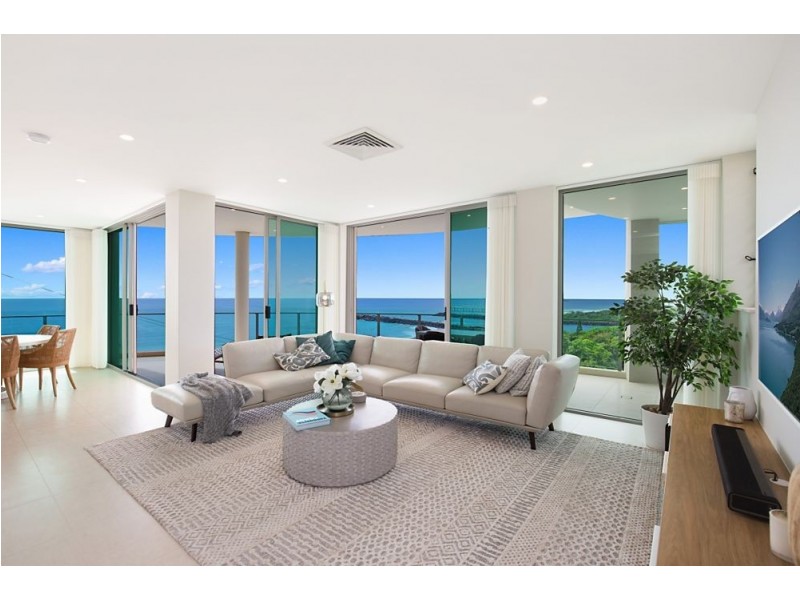 2/2 Hill Street, Rainbow Bay QLD 4225