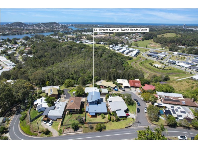13 Hillcrest Avenue, Tweed Heads South NSW 2486
