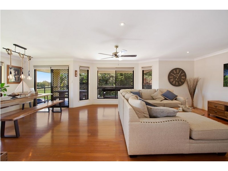 216 Darlington Drive, Banora Point NSW 2486