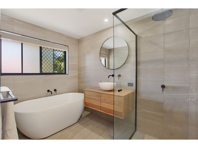 216 Darlington Drive, Banora Point NSW 2486