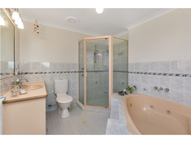 4 Buenavista Drive, Bilambil Heights NSW 2486