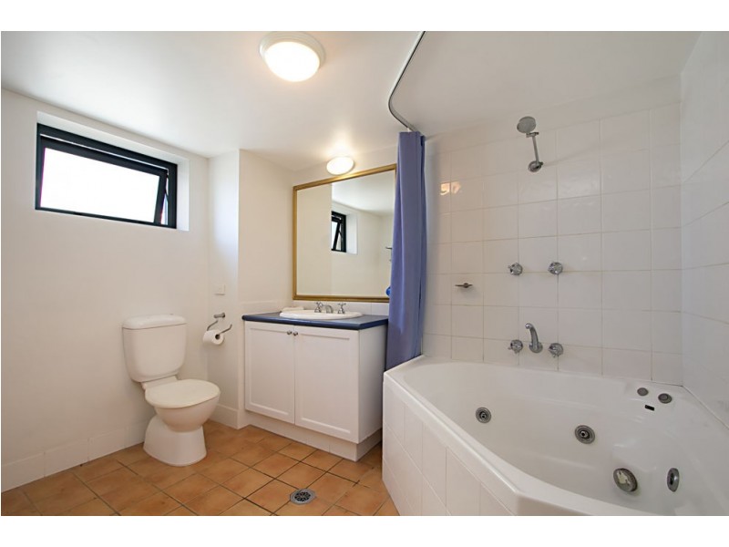 462/99 Griffith Street, Coolangatta QLD 4225