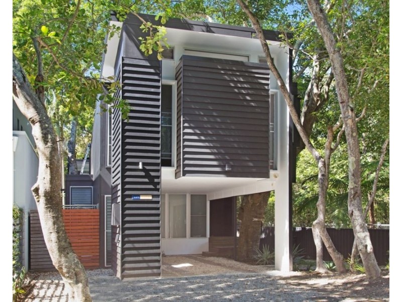 18 Dune Street, Fingal Head NSW 2487