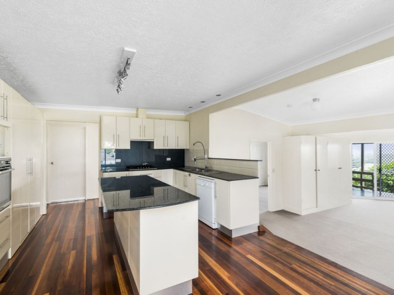 15 Hillcrest Avenue, Tweed Heads South NSW 2486