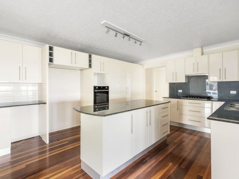 15 Hillcrest Avenue, Tweed Heads South NSW 2486