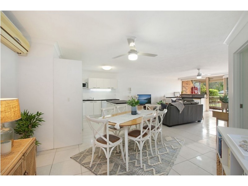 4/146 Pacific Parade, Bilinga QLD 4225