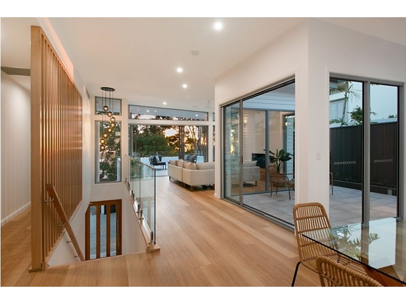 54 Rutledge Street, Coolangatta QLD 4225