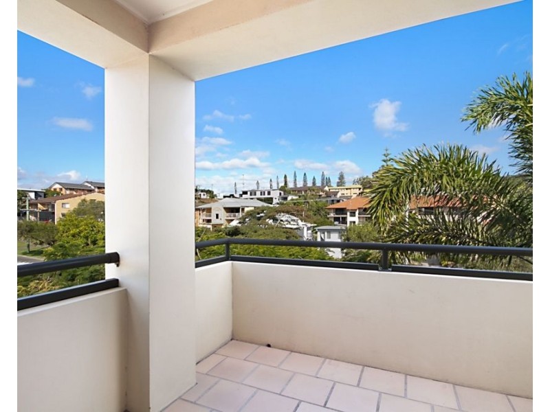 11/53 Stapylton Street, Coolangatta QLD 4225
