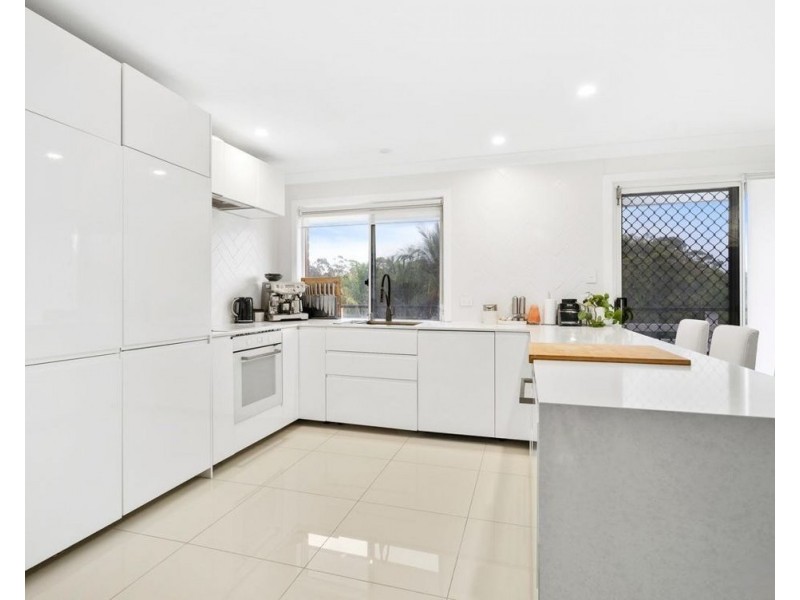 16 Nandina Terrace, Banora Point NSW 2486