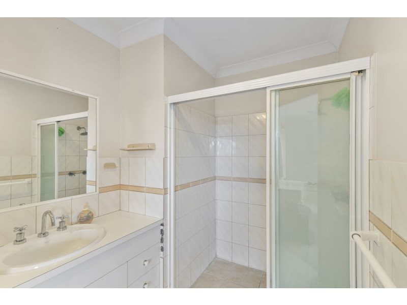 9 Cherry Court, Banora Point NSW 2486