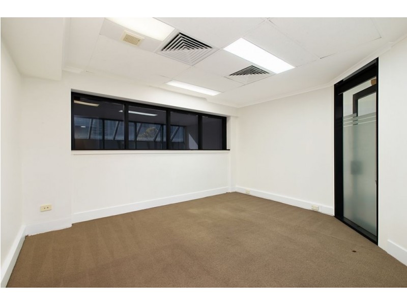 64 Griffith Street, Coolangatta QLD 4225