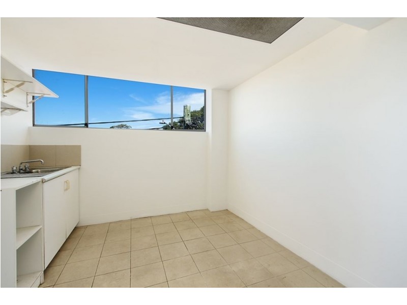 64 Griffith Street, Coolangatta QLD 4225